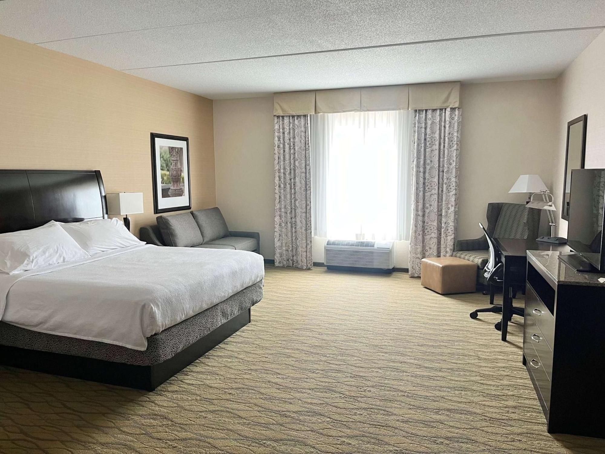 Hilton Garden Inn Indiana At Iup Exterior foto